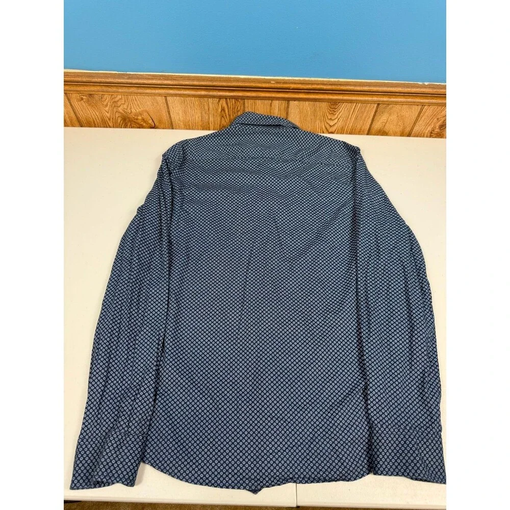 Banana Republic Short Sleeve Sleeve Men Sze M Blue  Collared Geometry